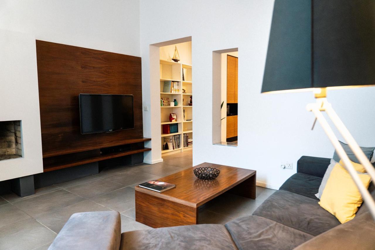 130, One Of A Kind - A Luxury Eclectic Home Tarxien 外观 照片